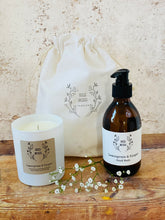 Load image into Gallery viewer, Candle and Hand Wash Gift Set
